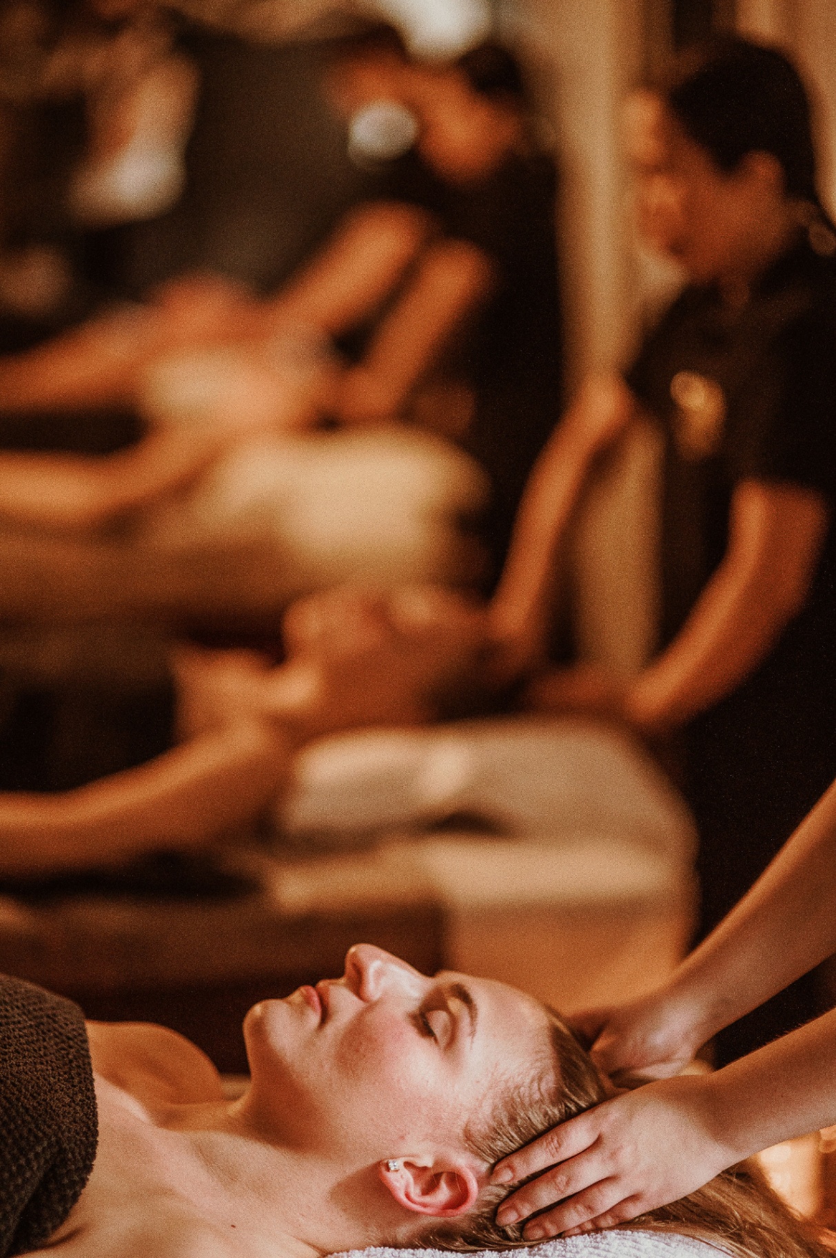 Relaxing head massage at Tera Thai